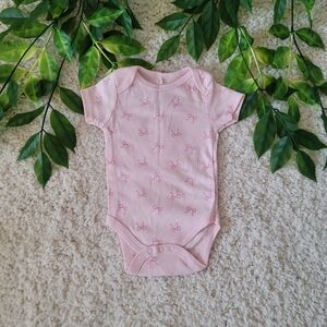 Baby Girl Light Pink Bow Onesie (0-3 Months)